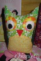 Peluche Búho verde-amarillo